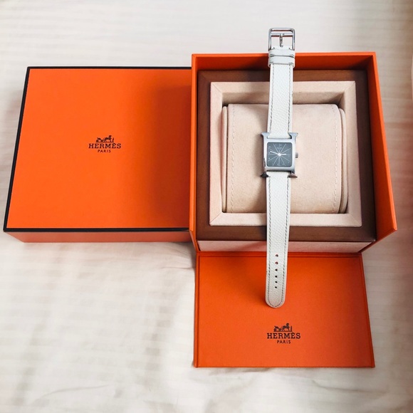 🚫SOLD🚫Authentic!💯Hermes H Hour small watch - Picture 6 of 10